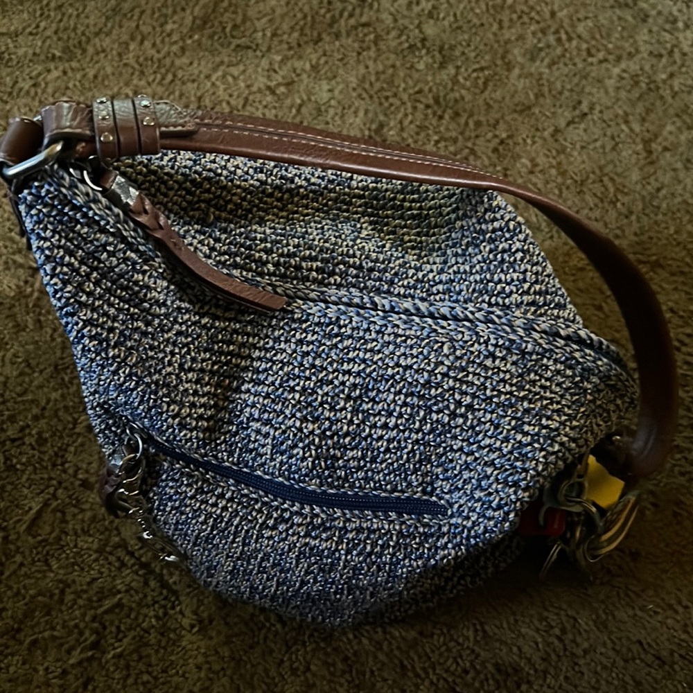 The Sak hobo purse crocheted.